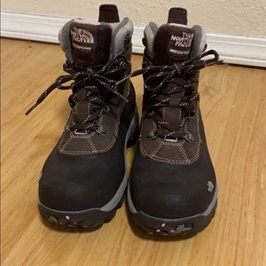The North Face Chilcat Boots women’s 9